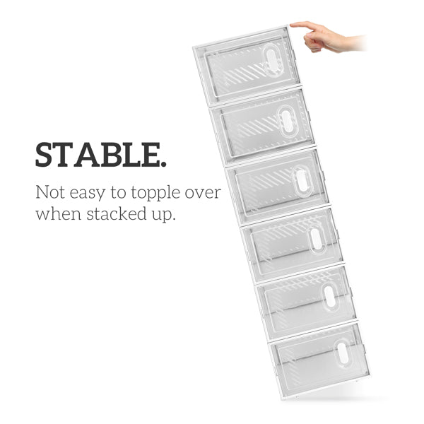 Six boxes stacked in a column – stable when stacked