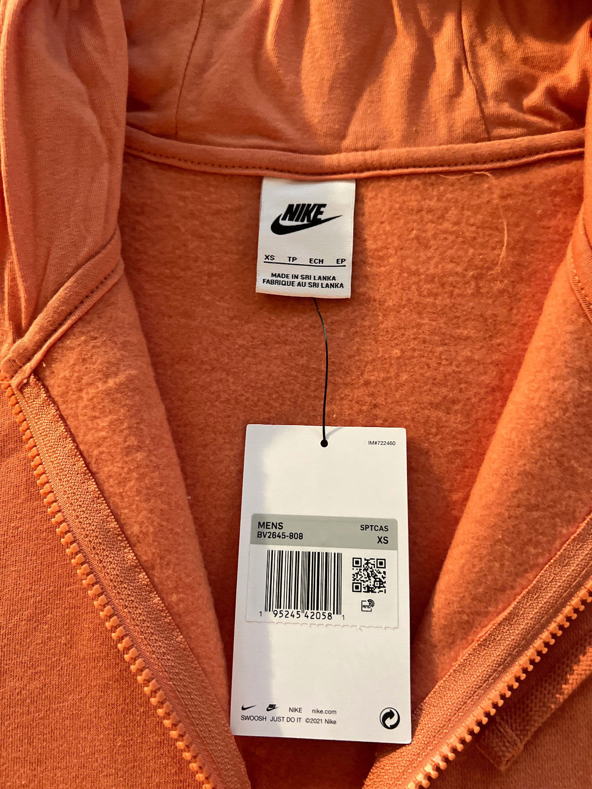Nike WD+C Club Fleece Pullover Hoodie – Orange – Size XS