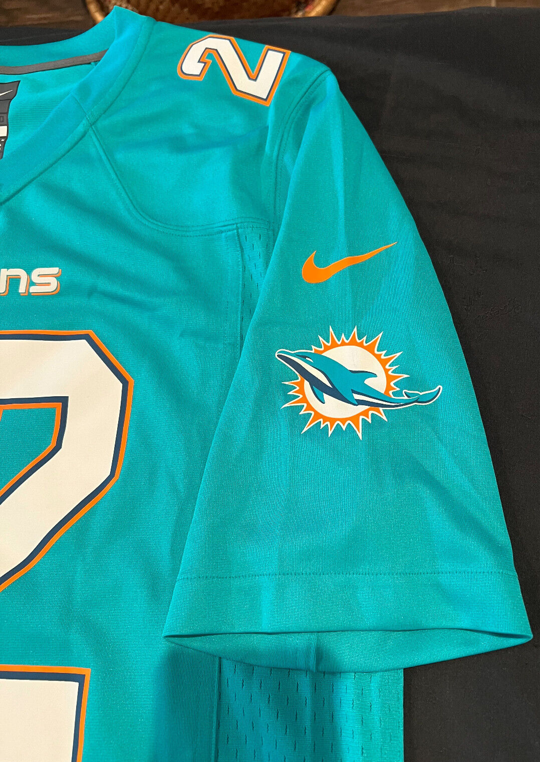 Reggie Bush #22 Miami Dolphins Home Jersey – Nike – Size M