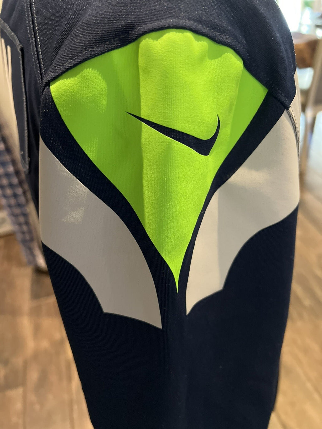 Russell Wilson #3 Seattle Seahawks Home Game Jersey – Nike – Size L