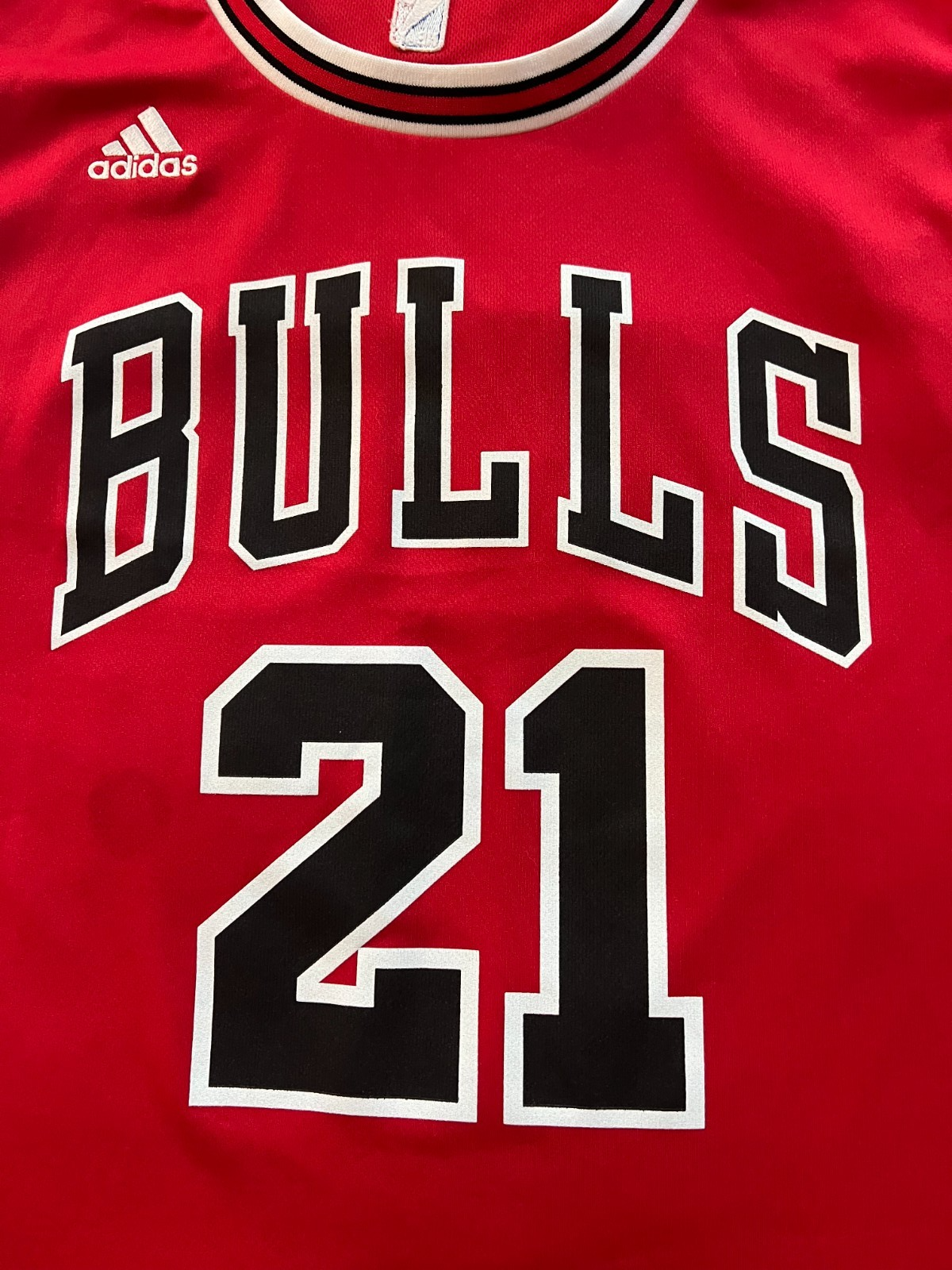 Adidas Chicago Bulls Jimmy Butler #21 Swingman Jersey – Red – L