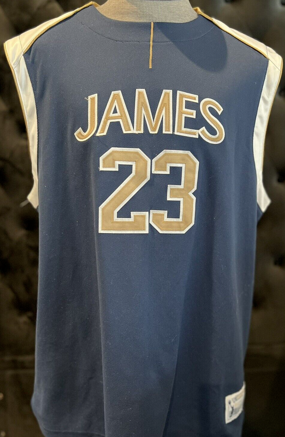 LeBron James #23 High School Stats Jersey – Nike – Size L