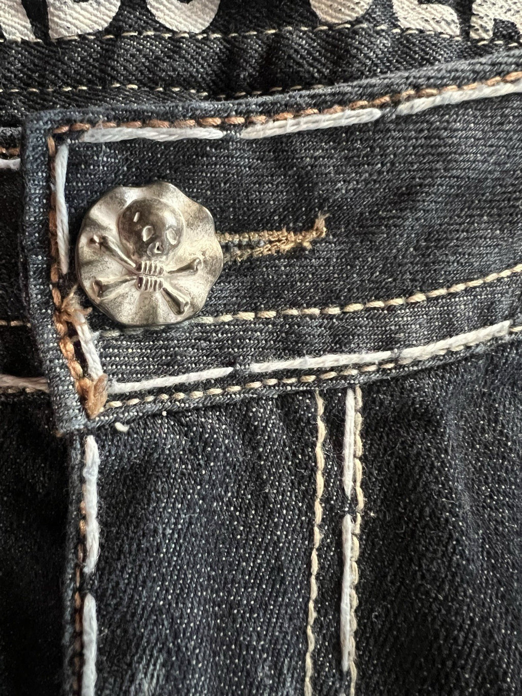 Verdo Embroidered Eagle Jeans – Dark Wash – 40x32