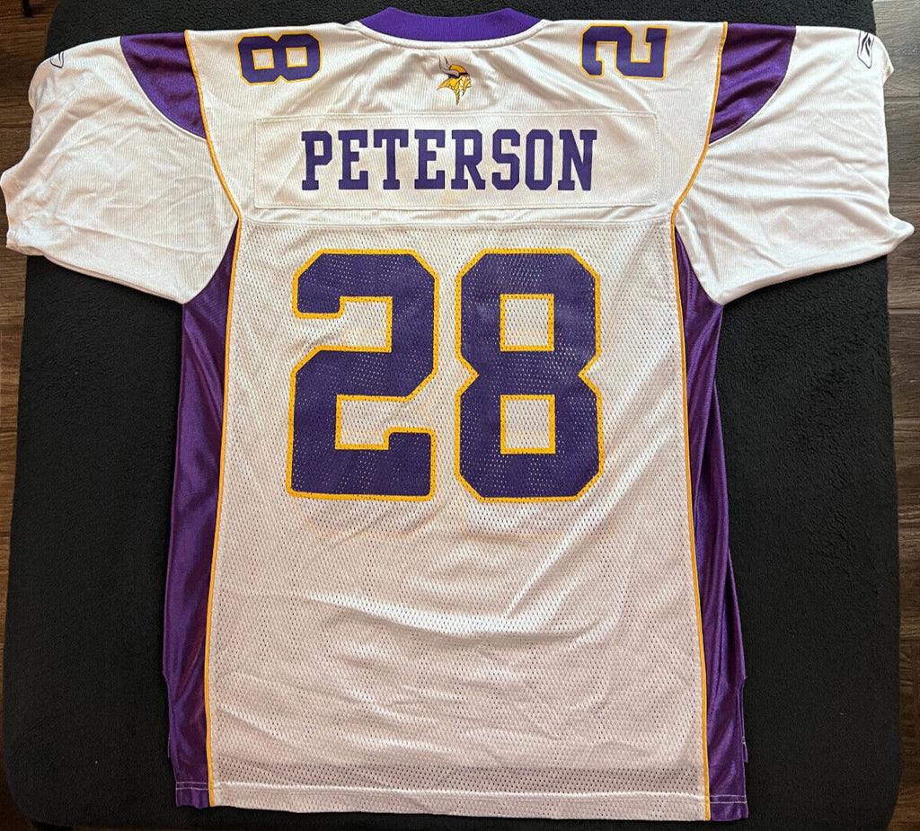 Adrian Peterson #28 Minnesota Vikings Sewn Jersey – Reebok – Size M