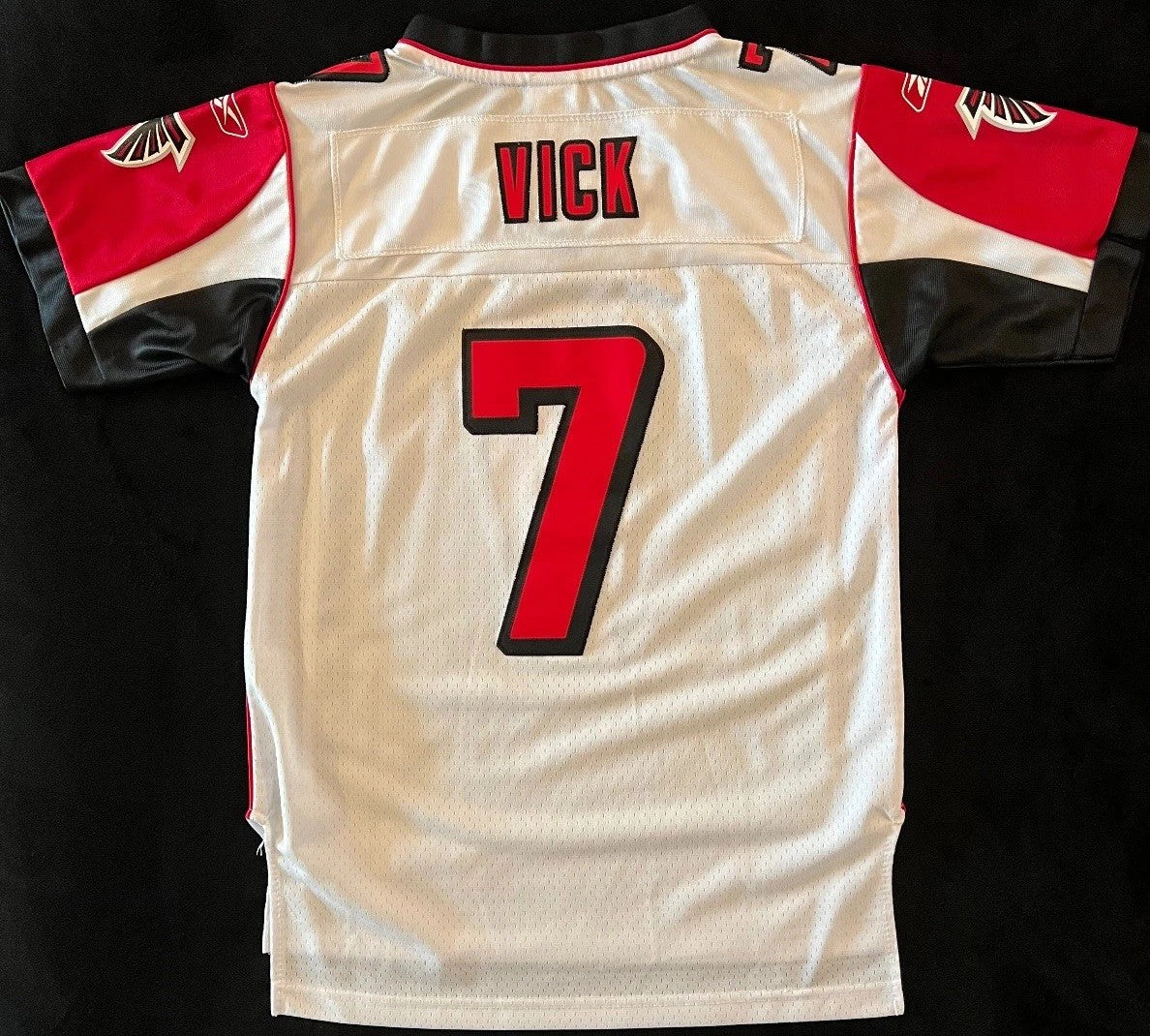 Michael Vick #7 Atlanta Falcons Jersey – Reebok – Youth M
