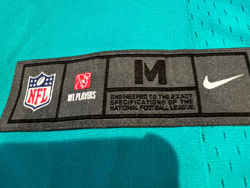 Reggie Bush #22 Miami Dolphins Home Jersey – Nike – Size M