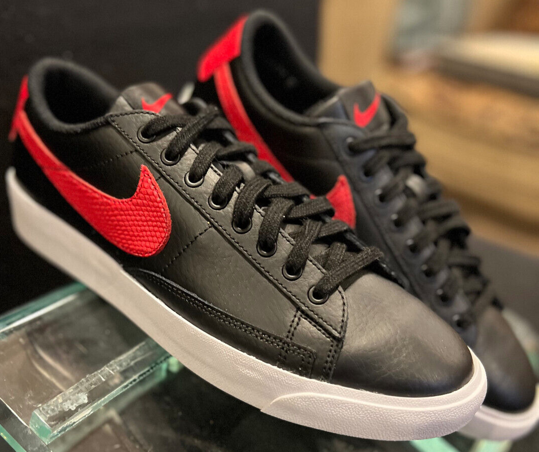 Nike Blazer Low PRM Sample "Black/University Red-White" – Men's Size 9