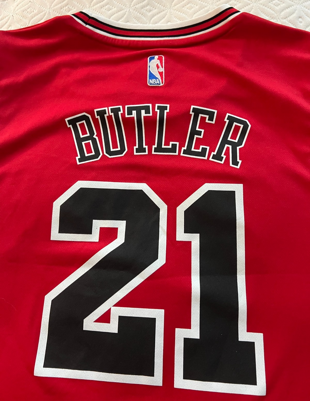 Adidas Chicago Bulls Jimmy Butler #21 Swingman Jersey – Red – L