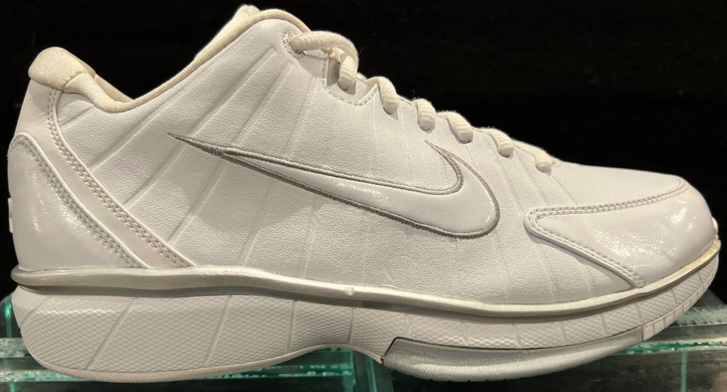 Nike Air Total Package Low "White/Silver" Sample – Women's Size 9