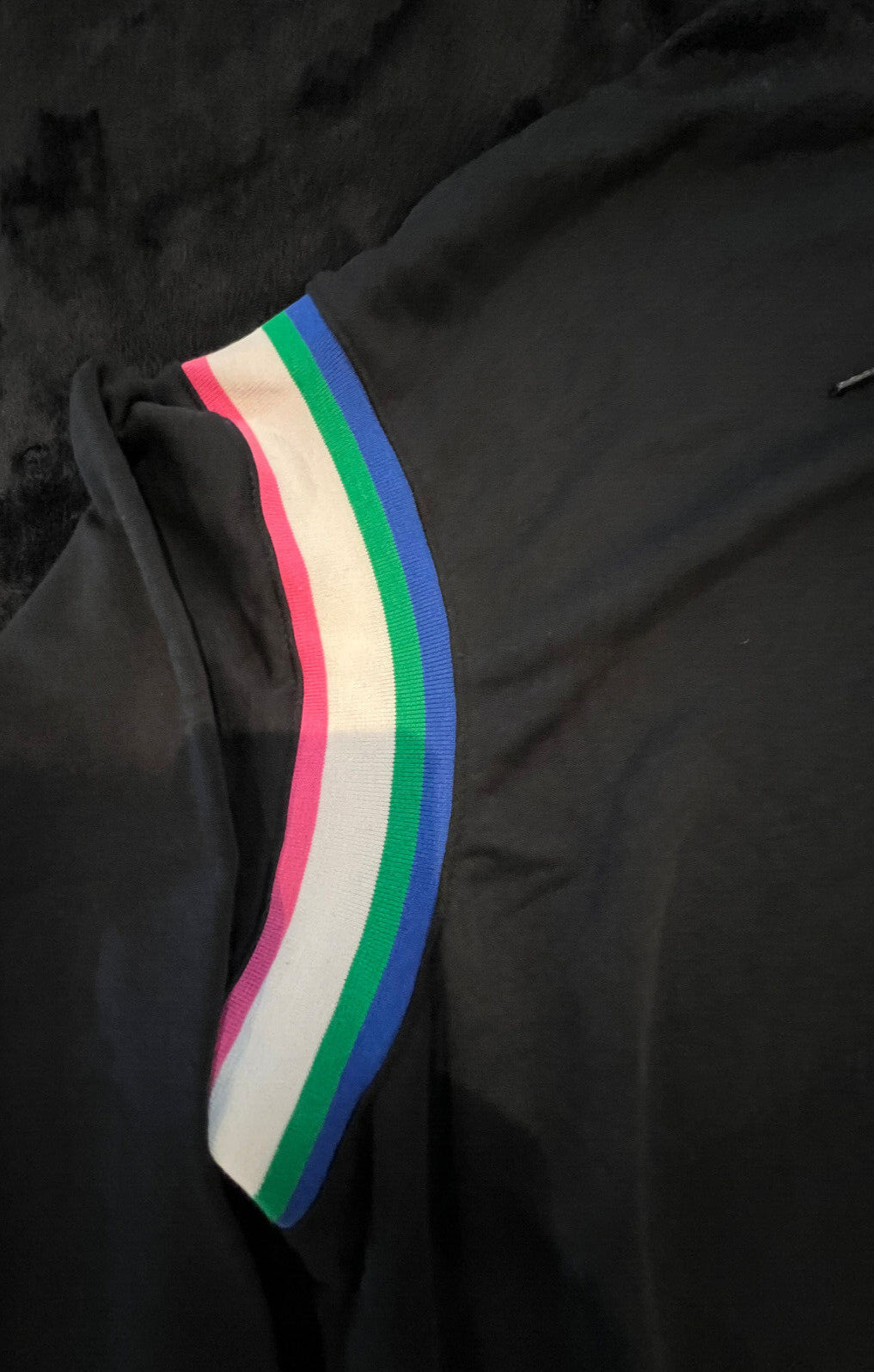 Nike Sportswear Rainbow Shoulder Hoodie – Black – Size L
