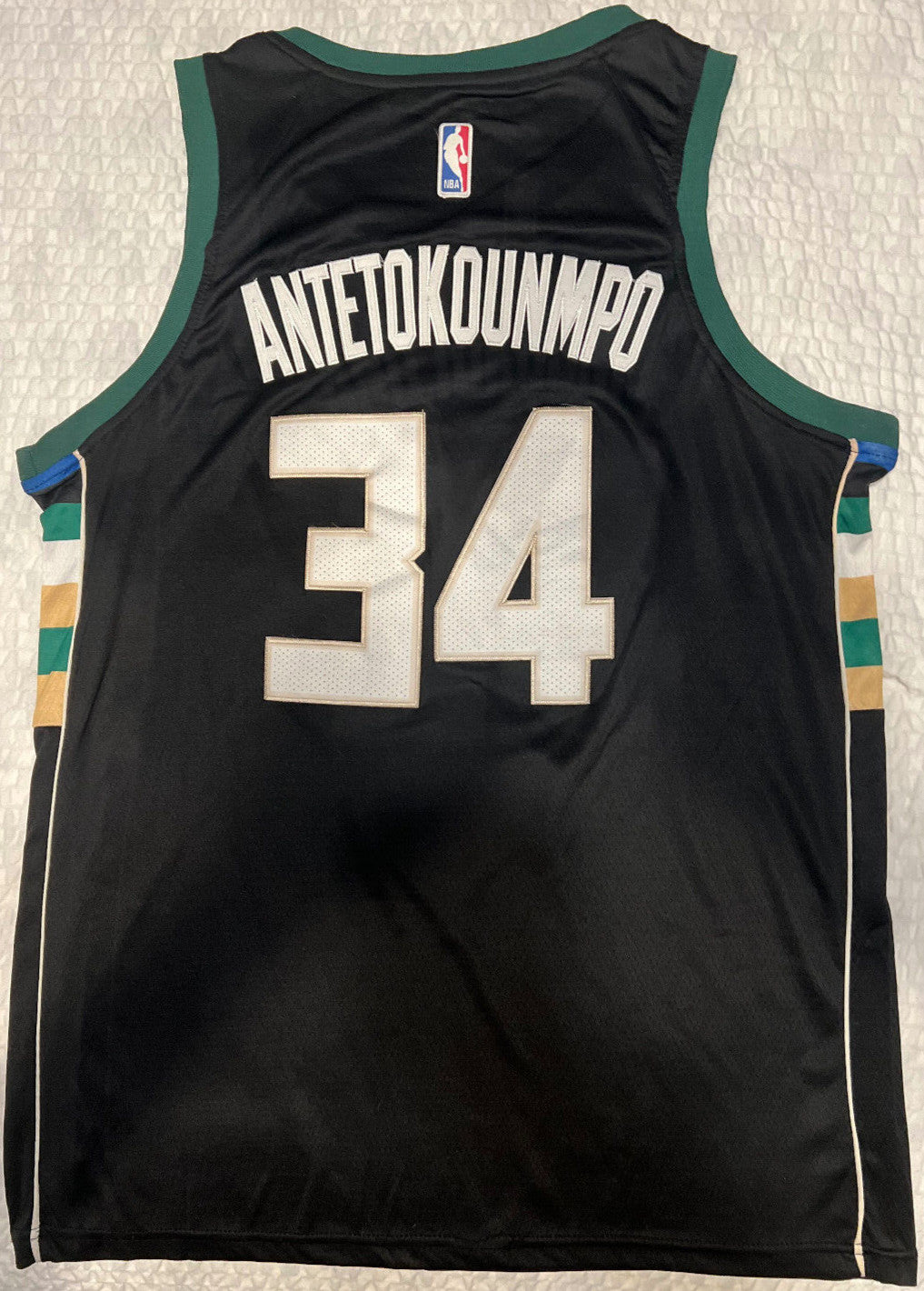 Giannis Antetokounmpo #34 Milwaukee Bucks Jersey – Nike – Size 50