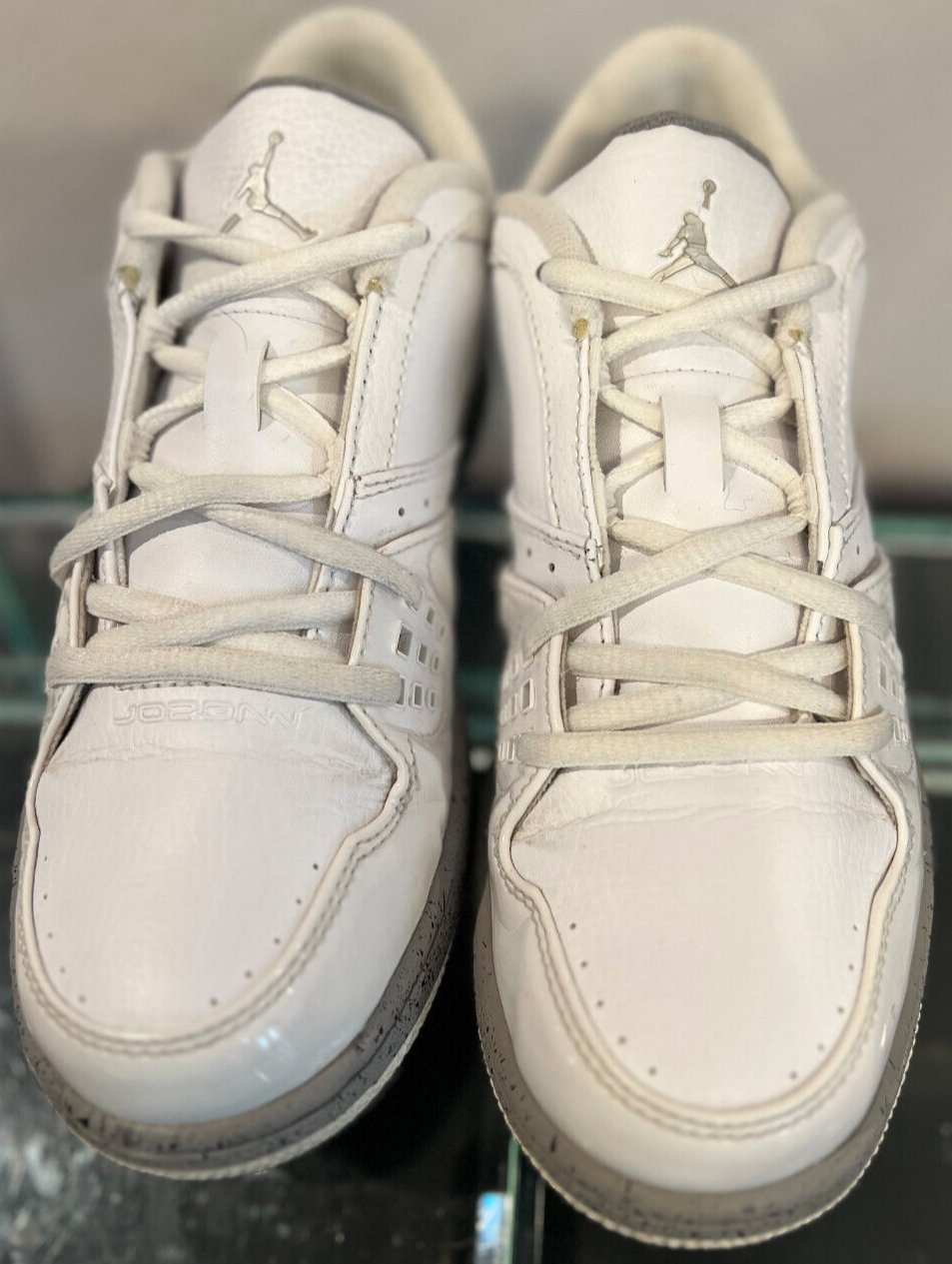 Air Jordan 1 Flight Low – White – Boys Size 6 (GS)