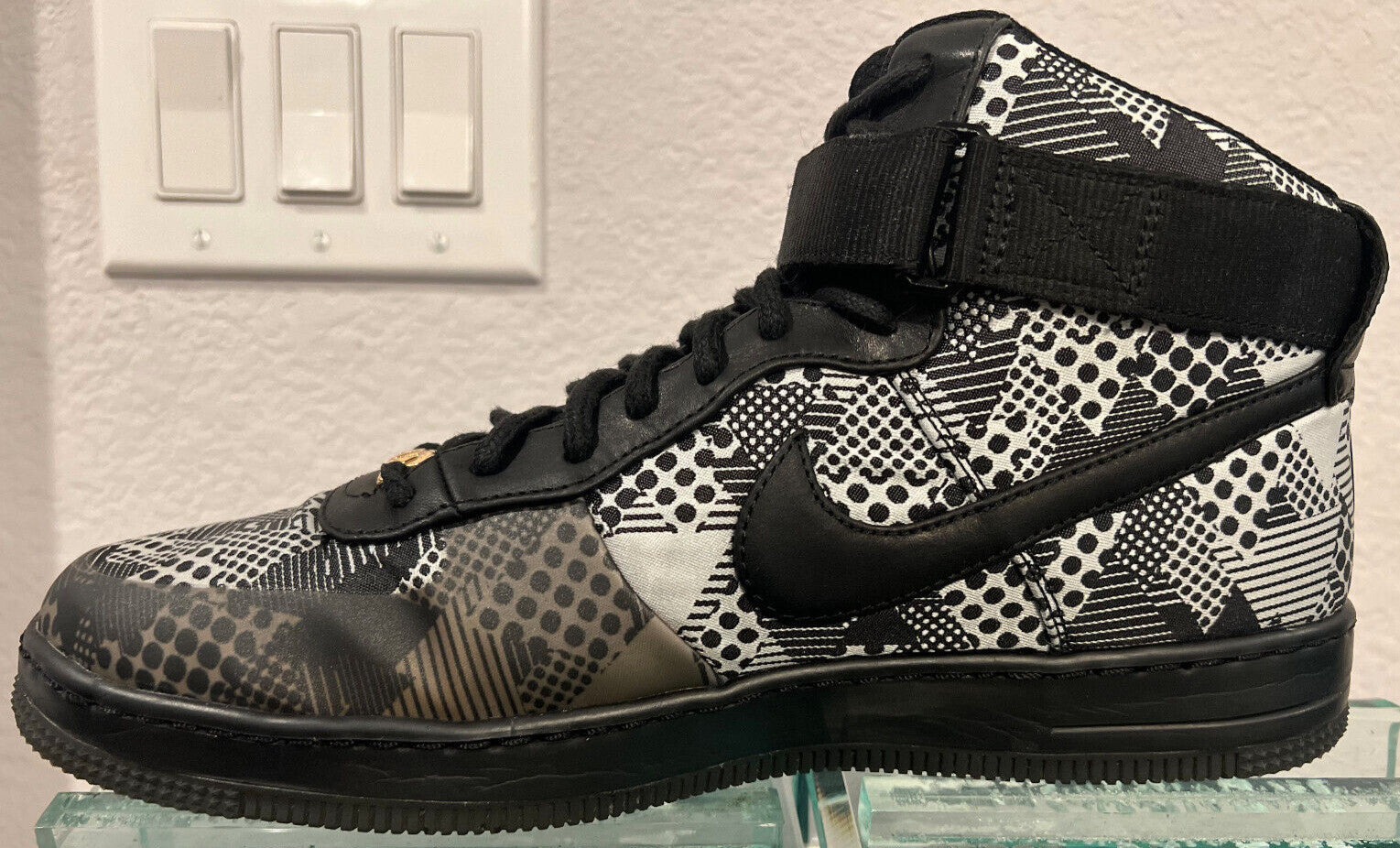 Nike Air Force 1 UltraForce Mid "BHM" Black History Month – Men's Size 9