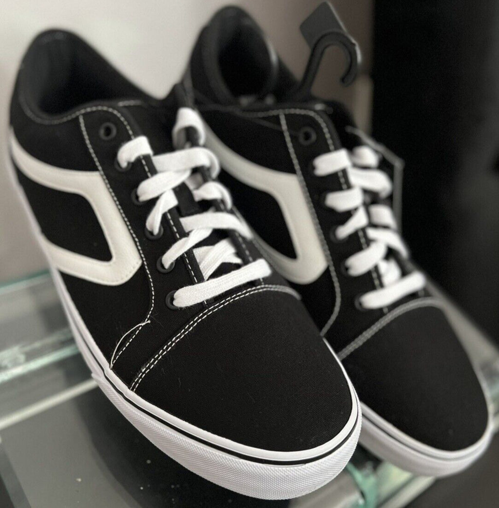 No Boundaries Memory Foam Sneakers – Black – Men's Size 13