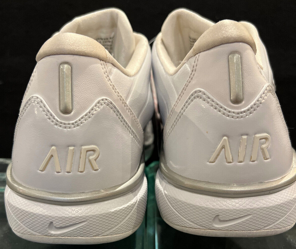 Nike Air Total Package Low "White/Silver" Sample – Women's Size 9