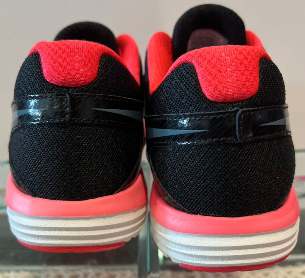 Nike Dual Fusion Lite Sample "Black/Red" – Women's Size 8