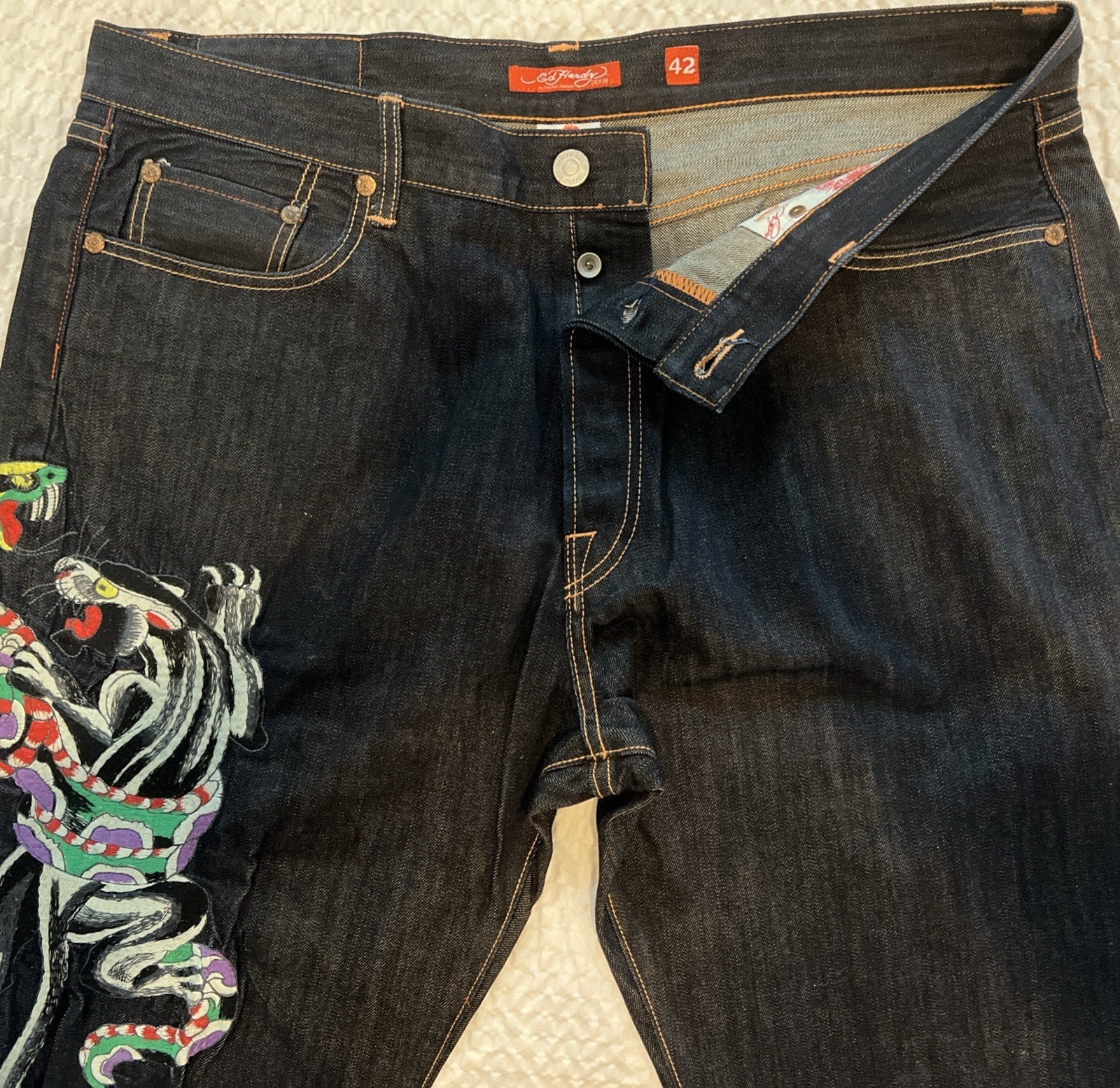Ed Hardy Panther & Snake Embroidered Jeans – Blue Denim – 42x32