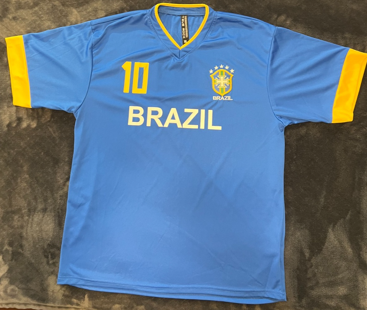Brazil #10 Soccer Jersey XL