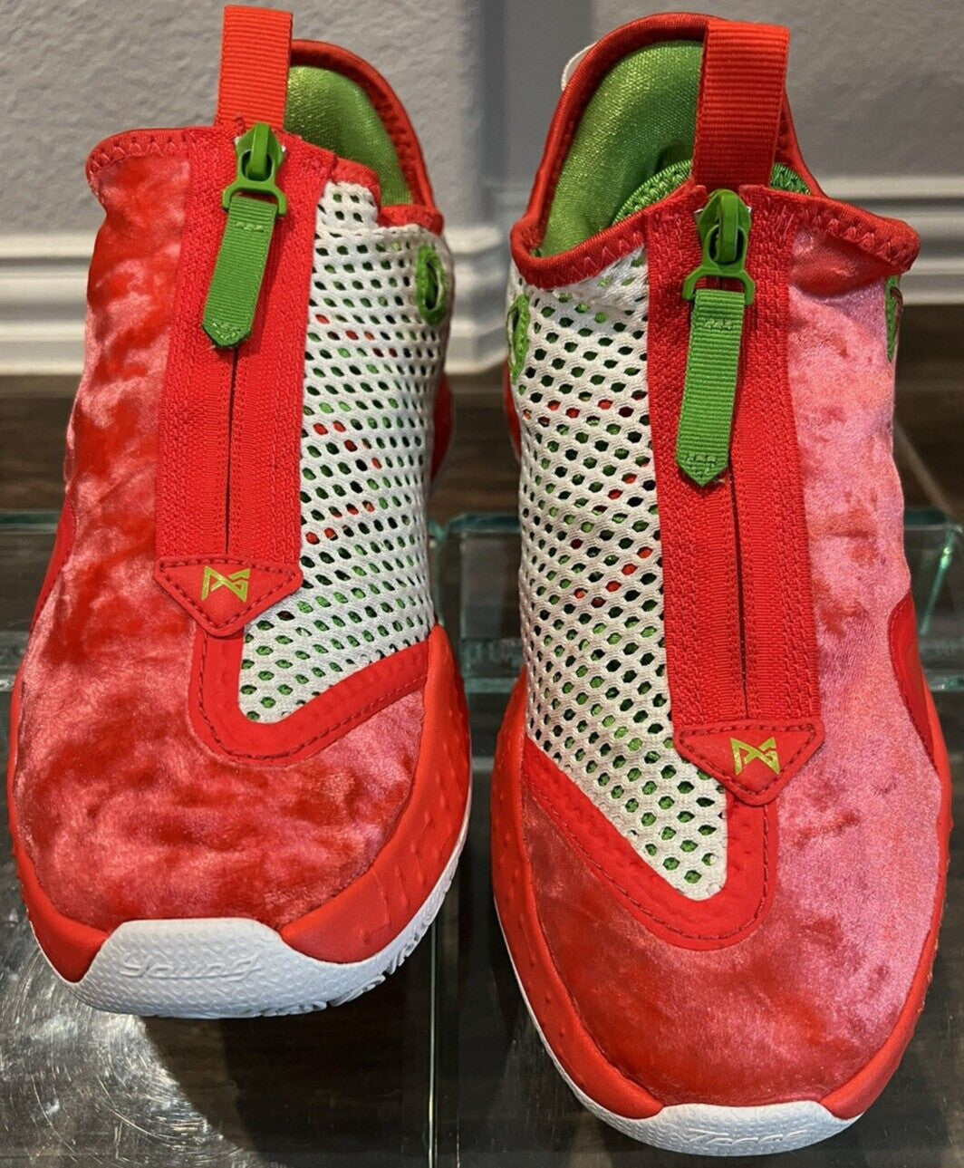 Nike PG 4 "Christmas" 2020 – Size 6.5